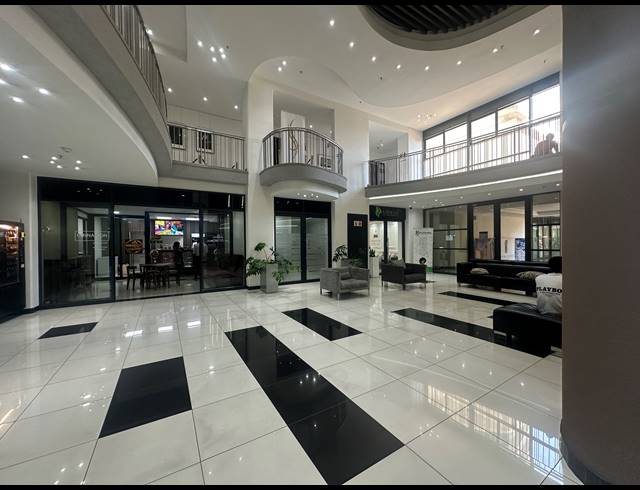 412M² OFFICE TO LET IN SANDTON CENTRAL